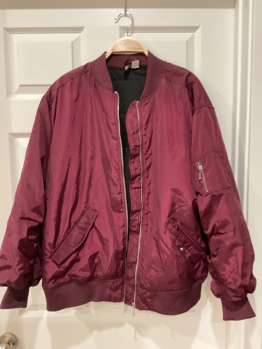 H&M maroon bomber jacket